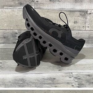 ON Cloudmonster Women’s Running Shoe - Black - Size - 9. US